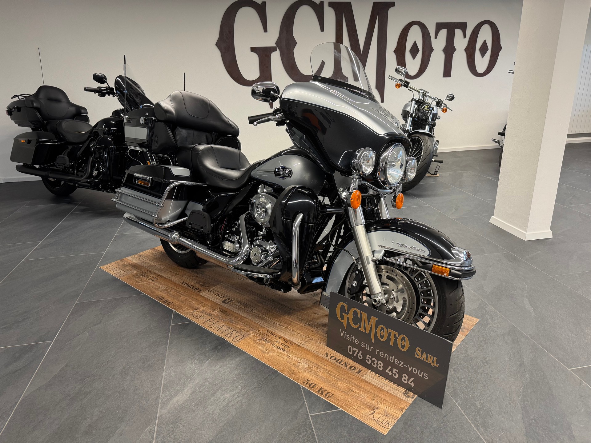 HARLEY-DAVIDSON FLHTCU Electra Glide Ultra Classic ABS-image-4