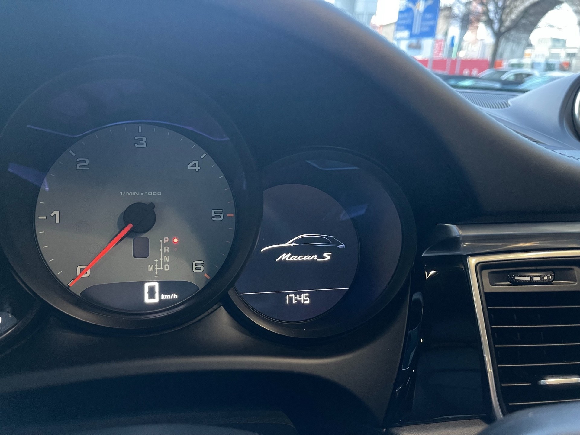 PORSCHE Macan S Diesel PDK-image-11