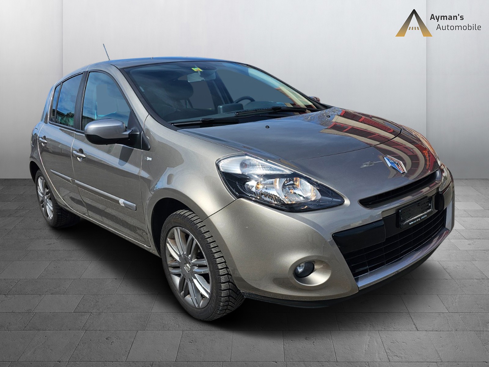 RENAULT Clio 1.2 16V Turbo Night&Day-image-3