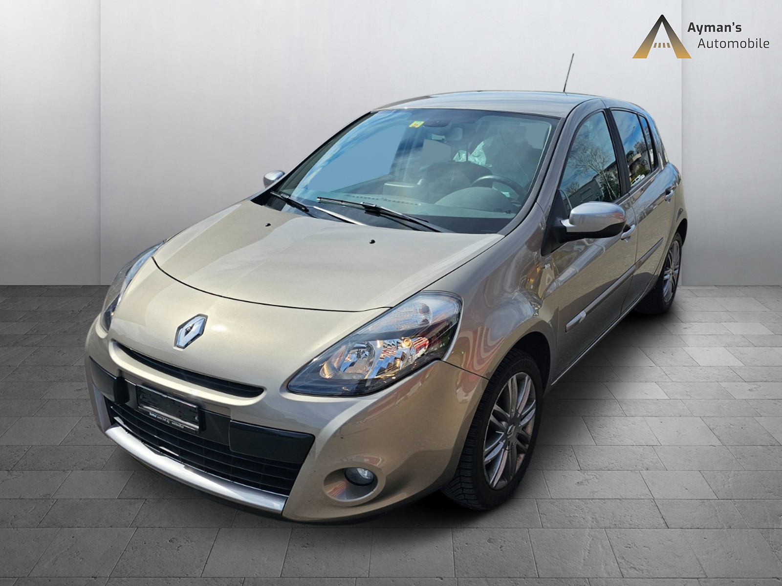RENAULT Clio 1.2 16V Turbo Night&Day