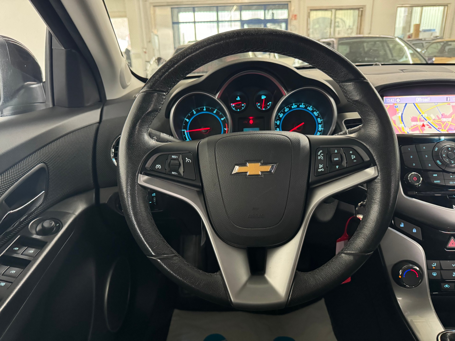 CHEVROLET Cruze Station Wagon 1.6 LT-image-15
