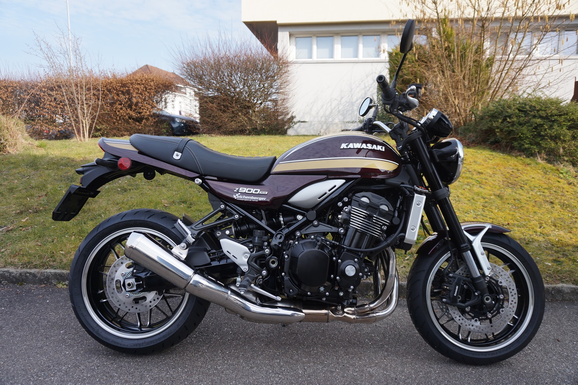 KAWASAKI Z 900 RS ABS MY25-image-2