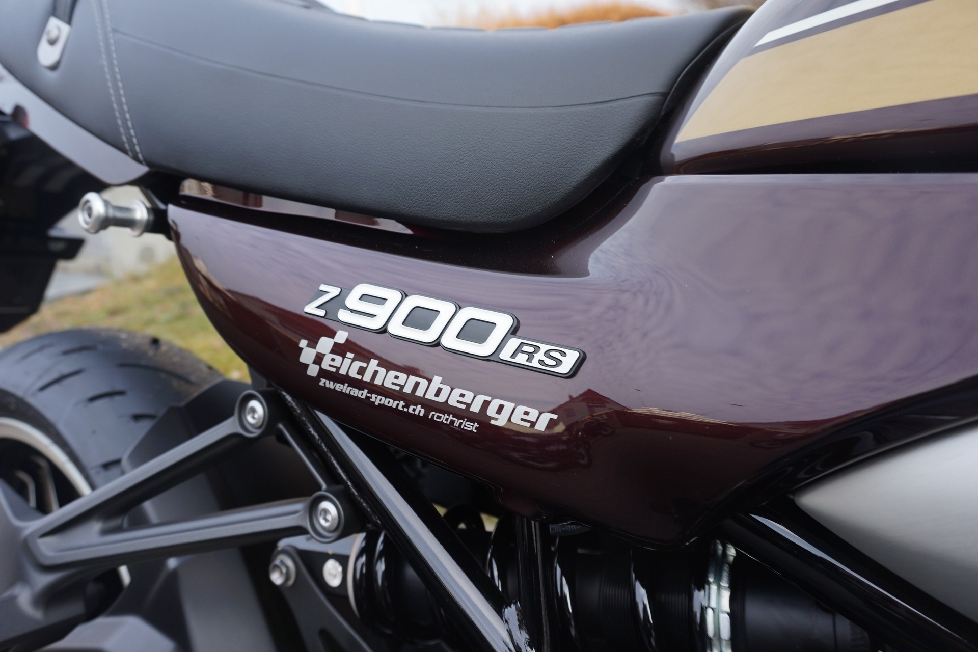KAWASAKI Z 900 RS ABS MY25-image-10