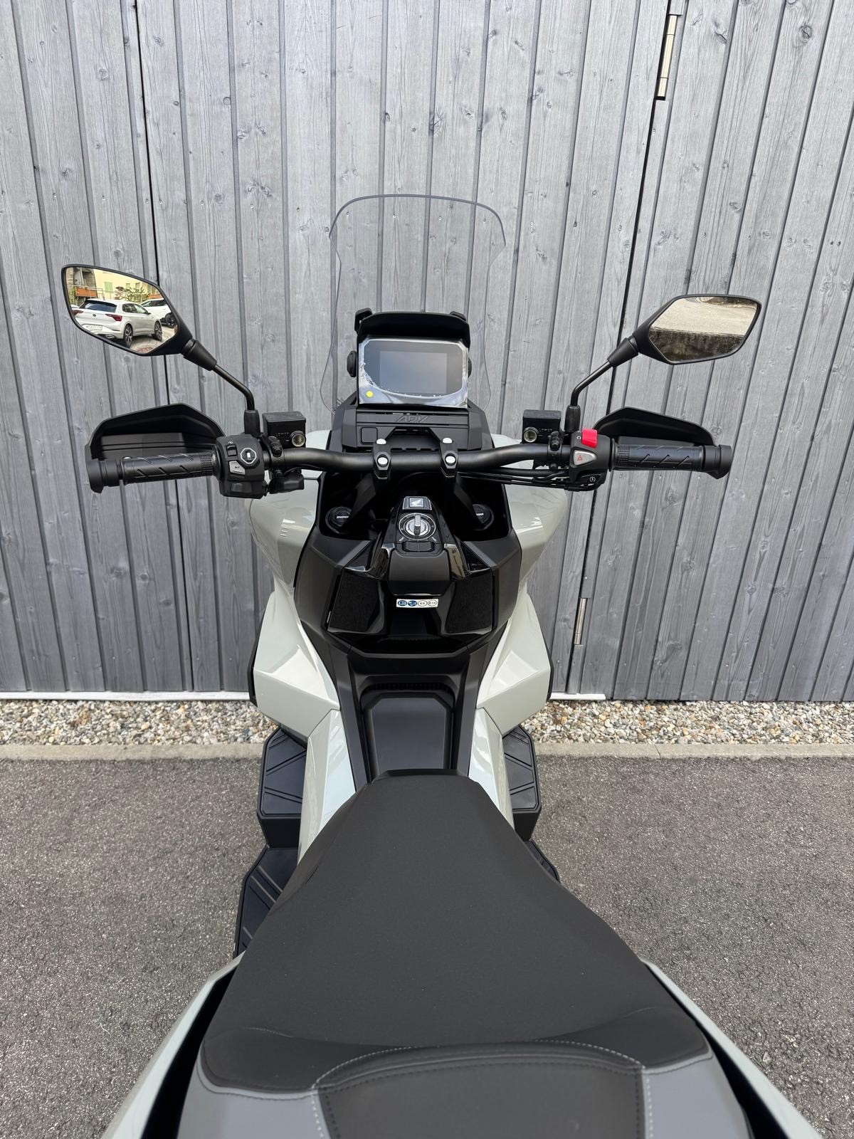 HONDA ADV 350-image-7