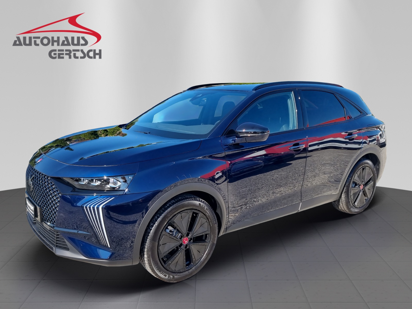 DS AUTOMOBILES DS 7 E-T.300 4x4 Lig Noi.-showroom-element-1
