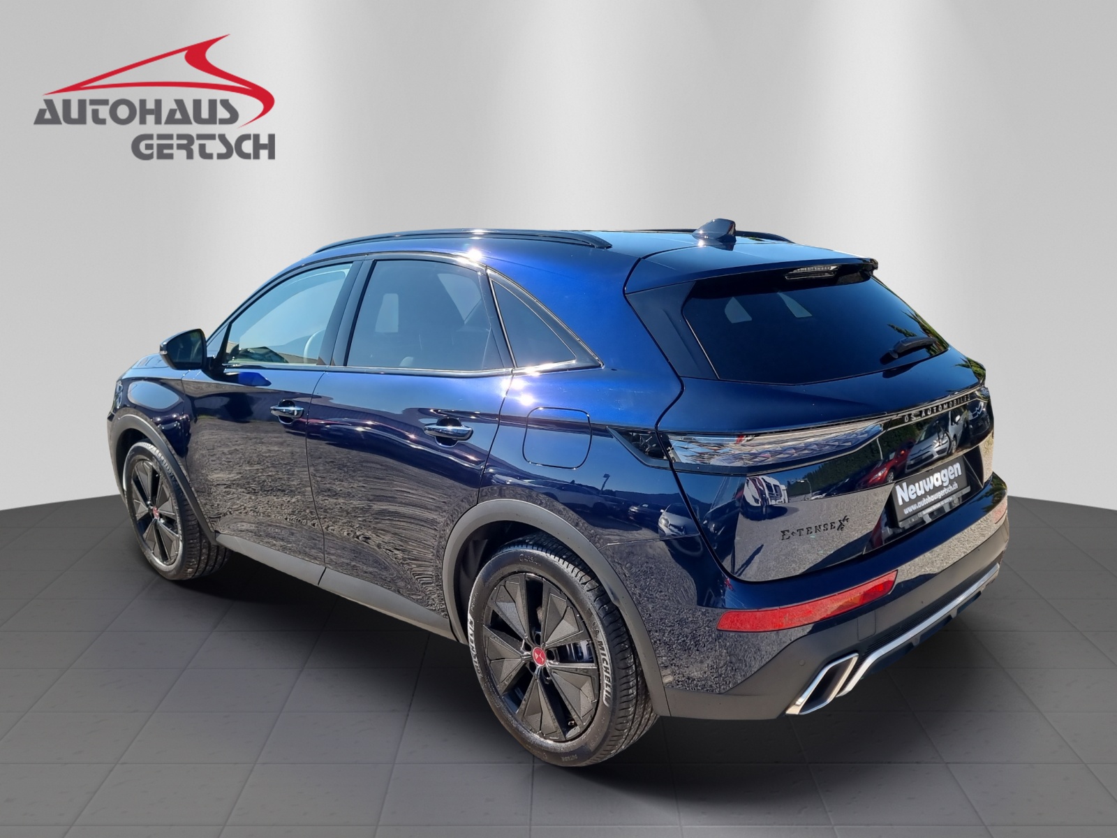 DS AUTOMOBILES DS 7 E-T.300 4x4 Lig Noi.-showroom-element-2
