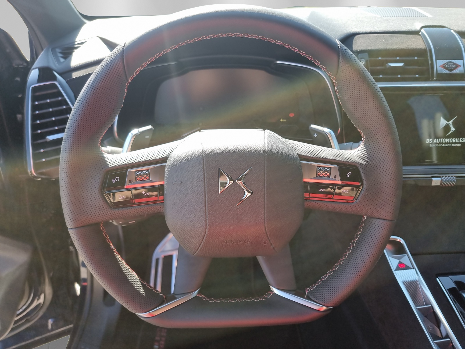 DS AUTOMOBILES DS 7 E-T.300 4x4 Lig Noi.-image-7
