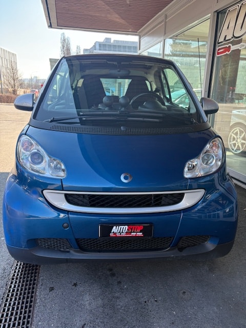 SMART fortwo greystyle softouch-showroom-element-1