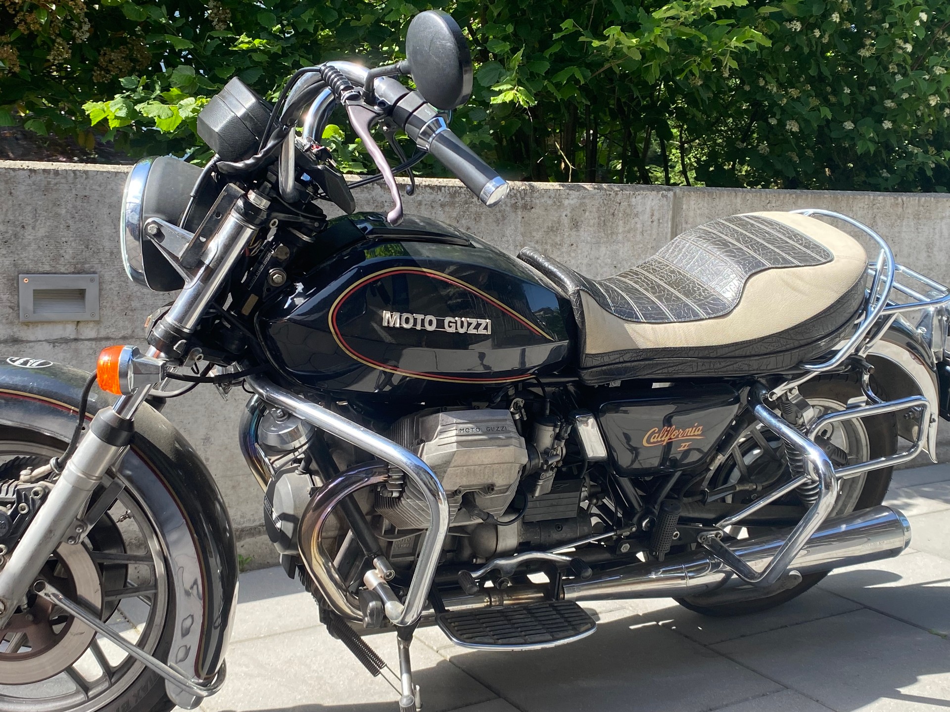 MOTO GUZZI VT20441-image-5