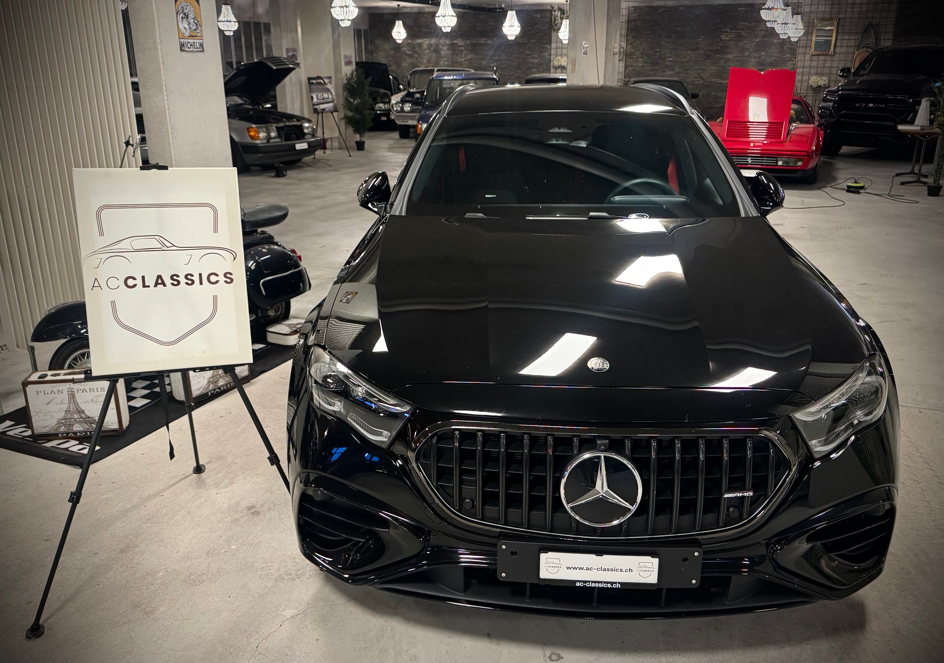 MERCEDES-BENZ E 53 Hybrid T 4Matic+ 9G-Tronic-showroom-element-1