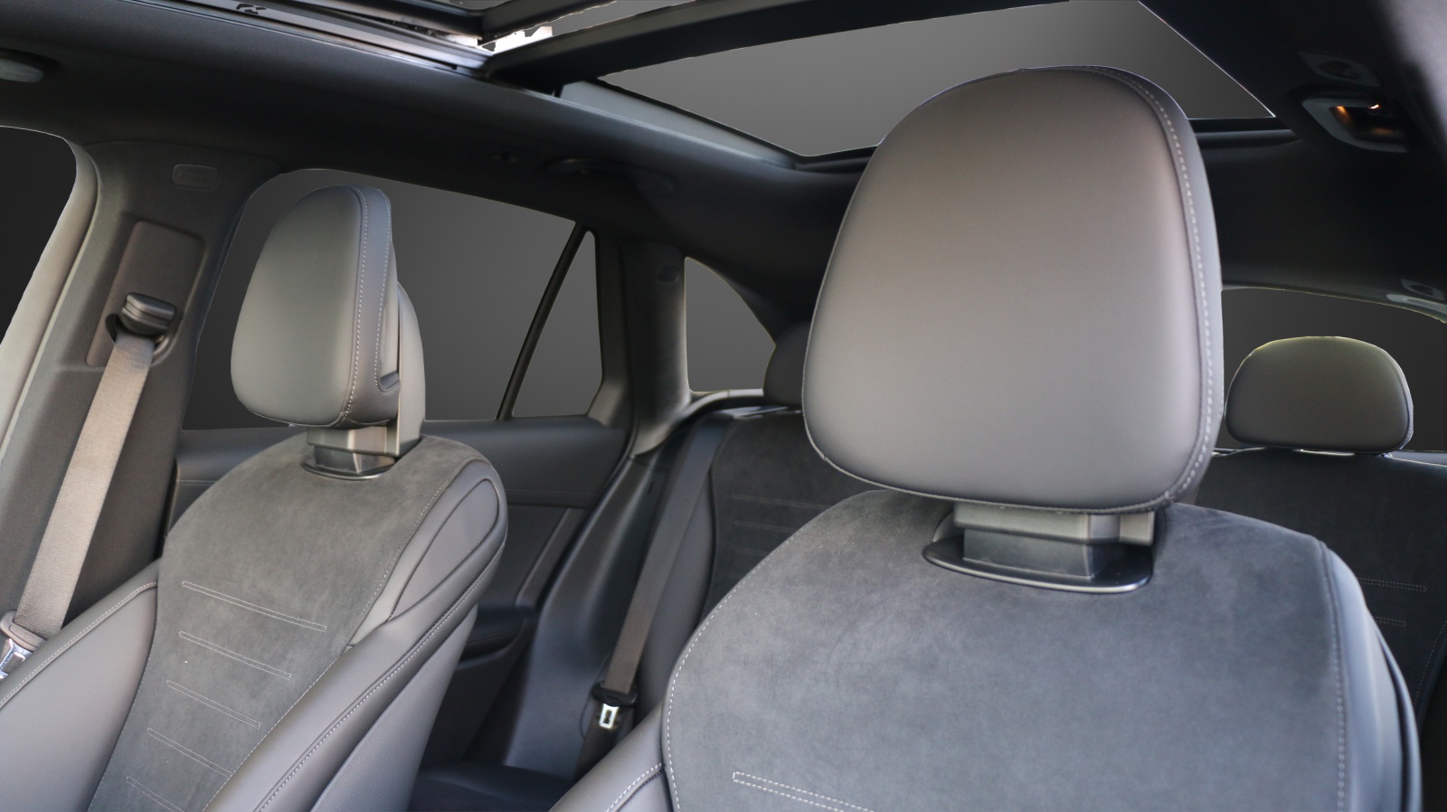 MERCEDES-BENZ GLC 300 d 4M 9G-Tronic-image-9
