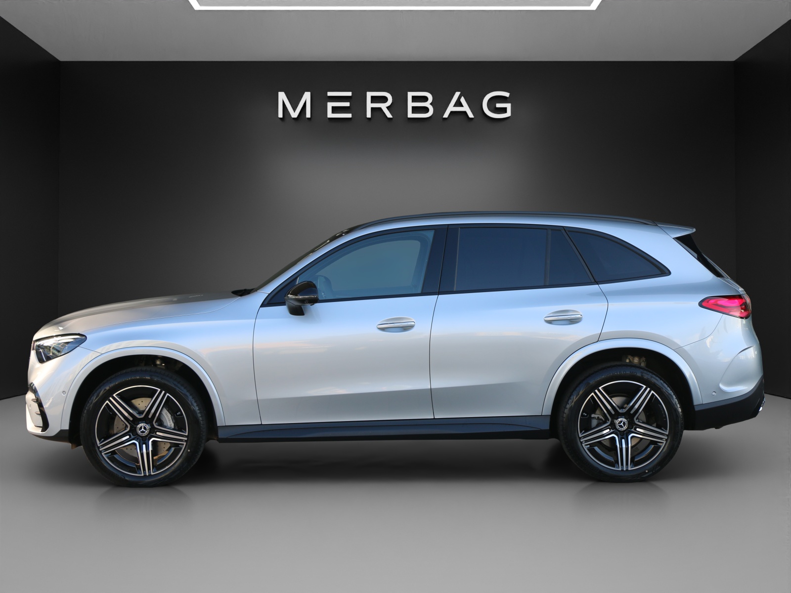 MERCEDES-BENZ GLC 300 d 4M 9G-Tronic-image-1