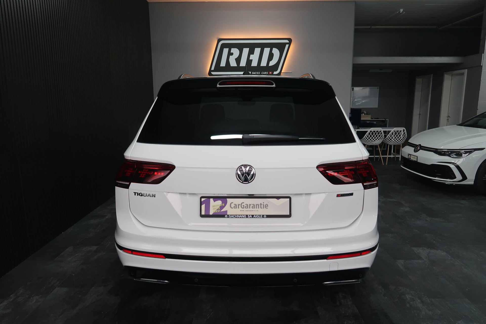 VW Tiguan 2.0 R-Line 4Motion / CH / MFK / GARANTIE-image-7