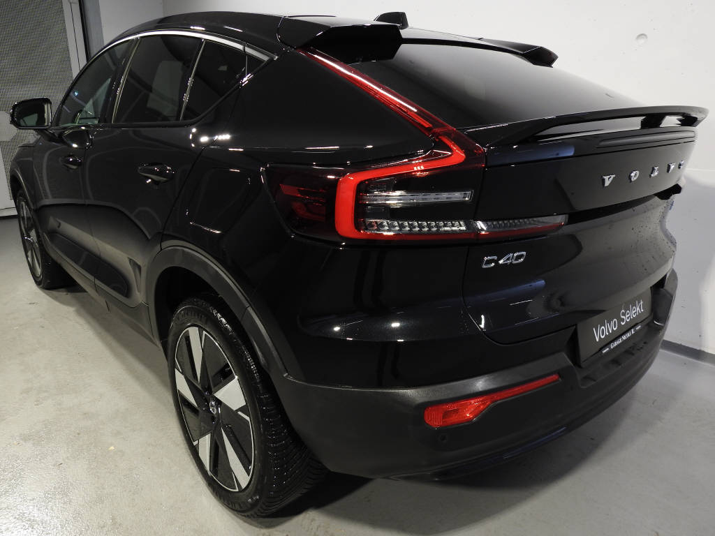 VOLVO C40 E80 Plus AWD-showroom-element-3
