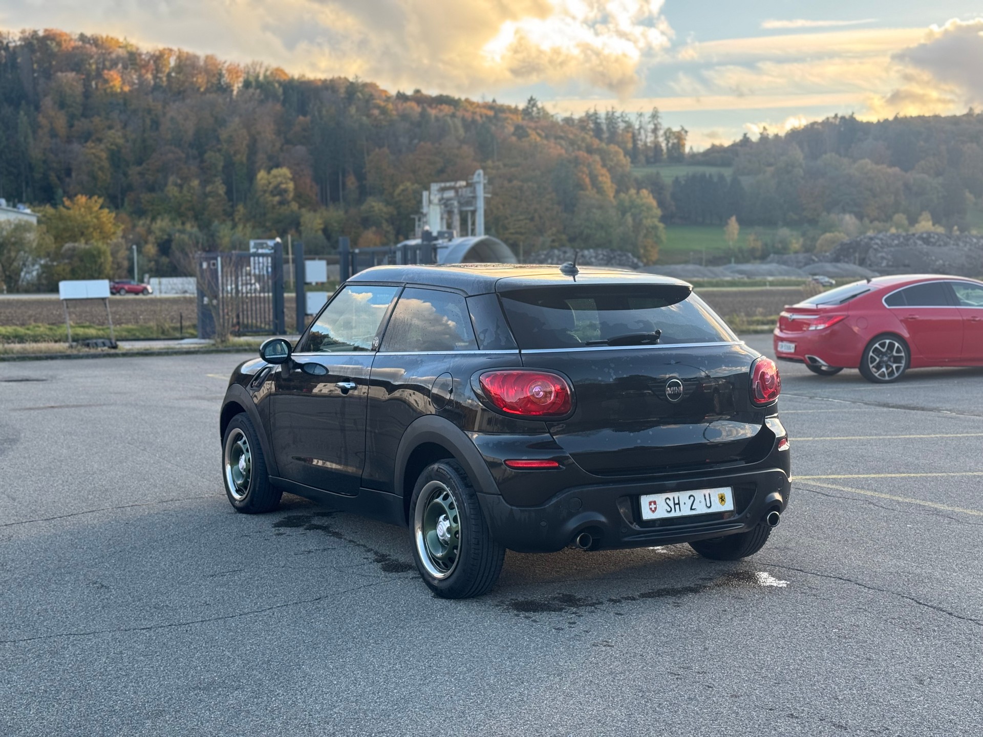 MINI Paceman Cooper S FWD-image-6