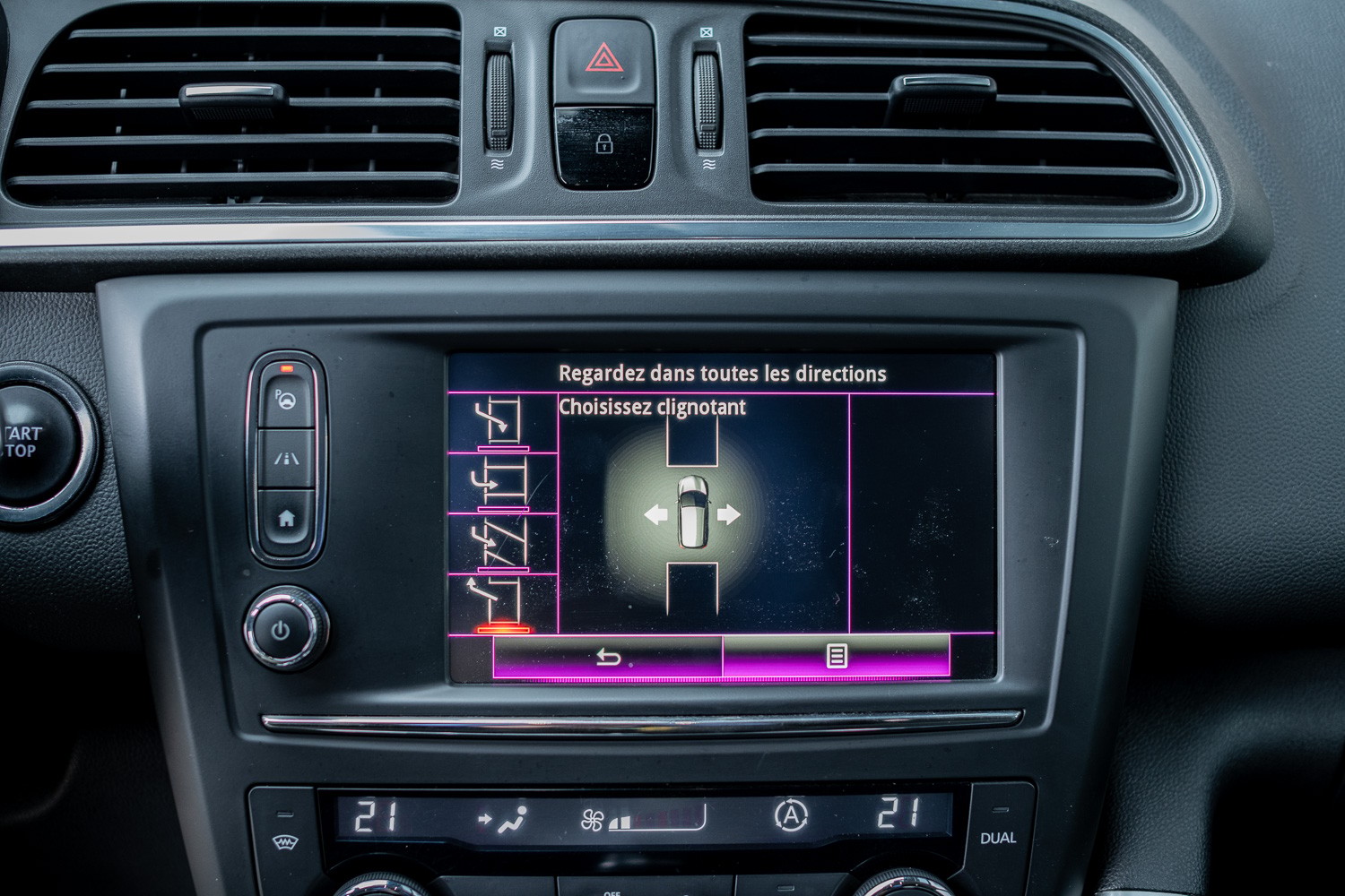 RENAULT Kadjar 1.6 dCi Intens 4x4 S-Edition-image-17