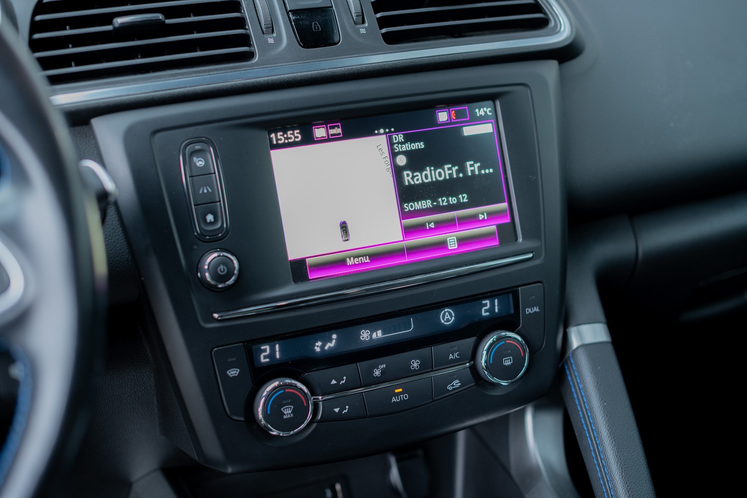 RENAULT Kadjar 1.6 dCi Intens 4x4 S-Edition-image-14