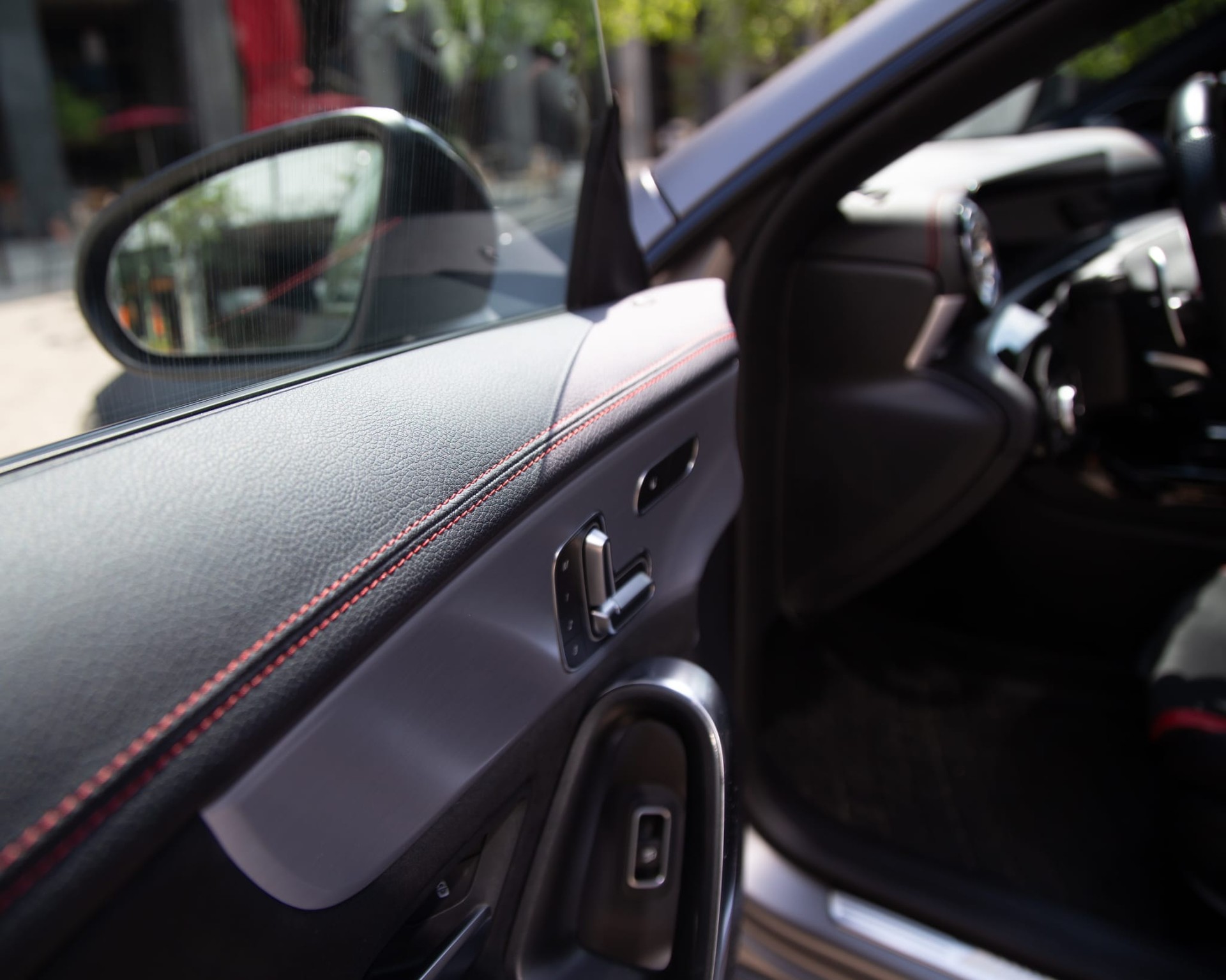 MERCEDES-BENZ CLA Shooting Brake 35 AMG 4Matic 7G-DCT-image-10