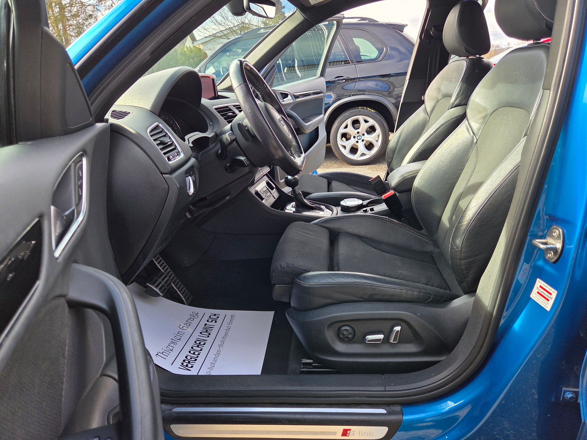 AUDI Q3 2.0 TDI sport quattro S-tronic-image-7