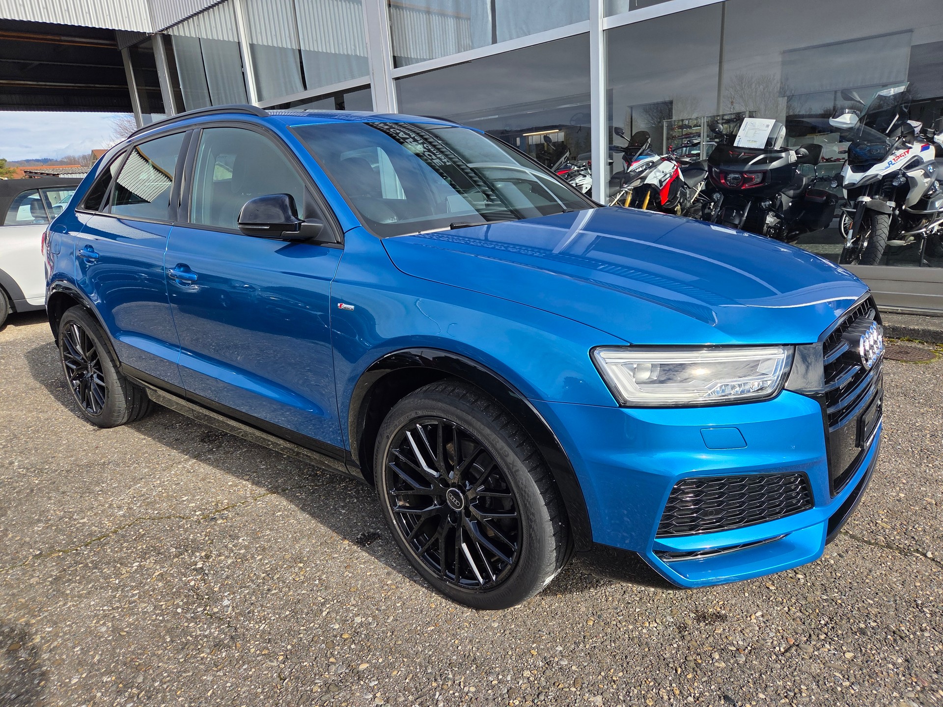 AUDI Q3 2.0 TDI sport quattro S-tronic