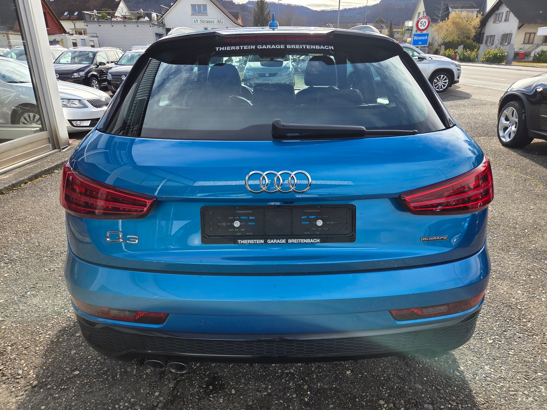 AUDI Q3 2.0 TDI sport quattro S-tronic-image-4