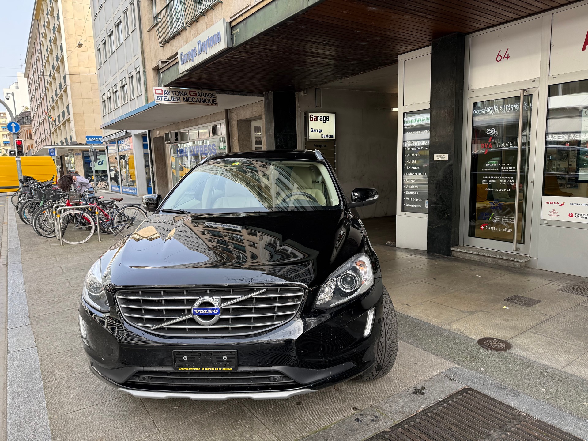 VOLVO XC60 D3 Summum Geartronic-image-11