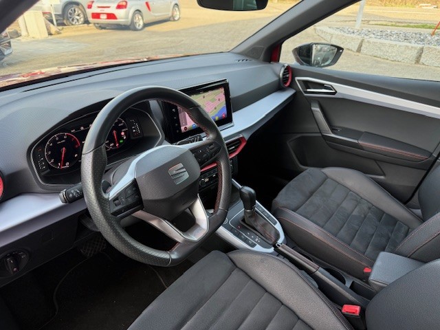 SEAT Arona 1.5 TSI Hola FR DSG-image-4