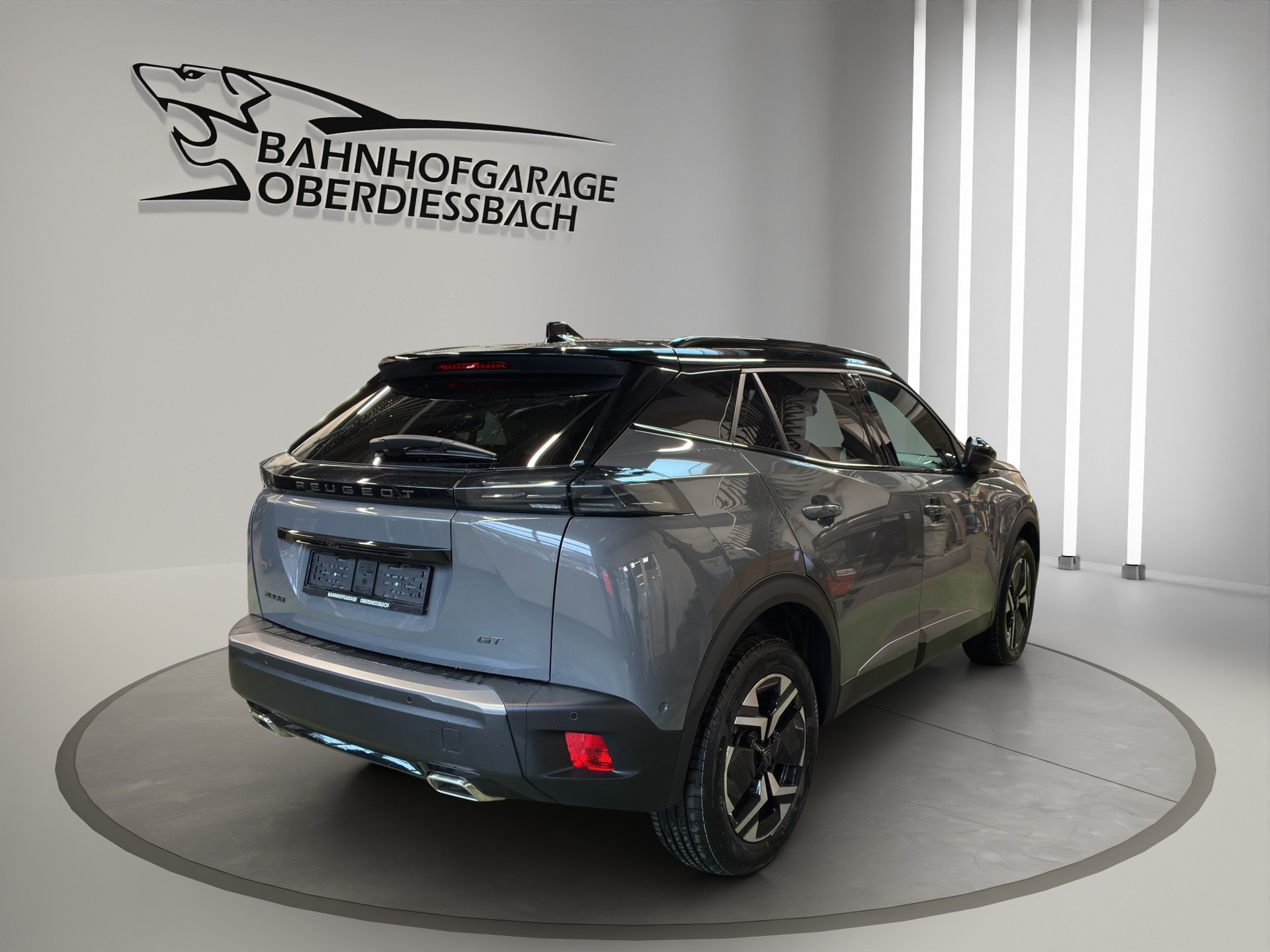 PEUGEOT 2008 1.2 PureTech GT-image-5