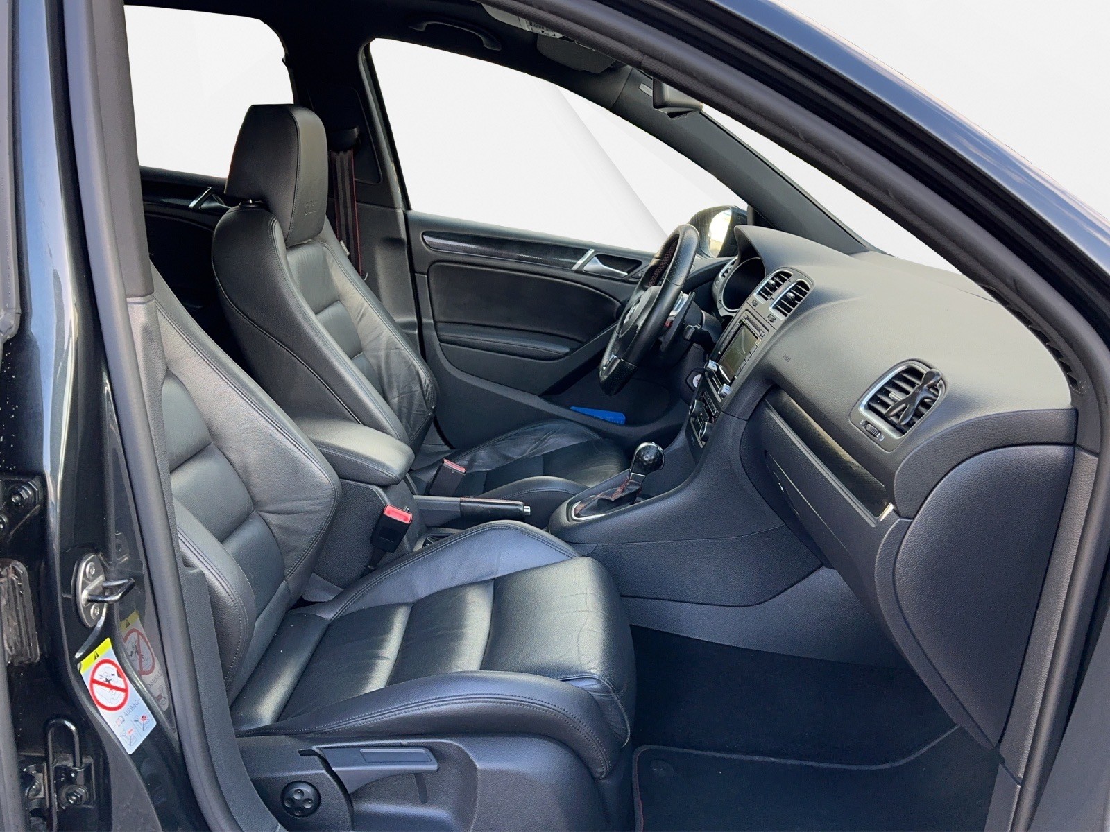 VW Golf VI 2.0 TSI GTI Edition 35 DSG-image-12