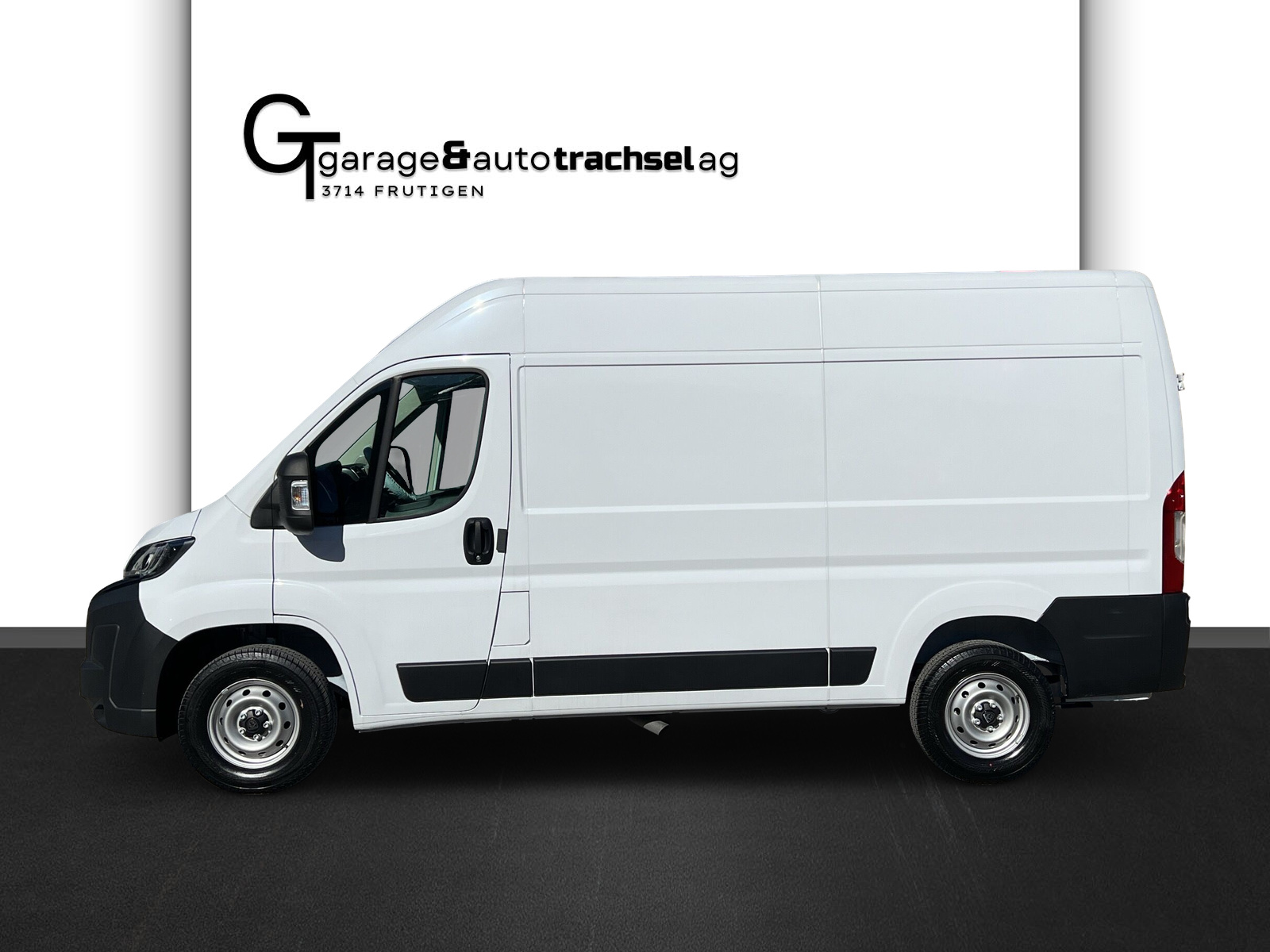 PEUGEOT Boxer 2.2 HDI 335 L2H2-showroom-element-1
