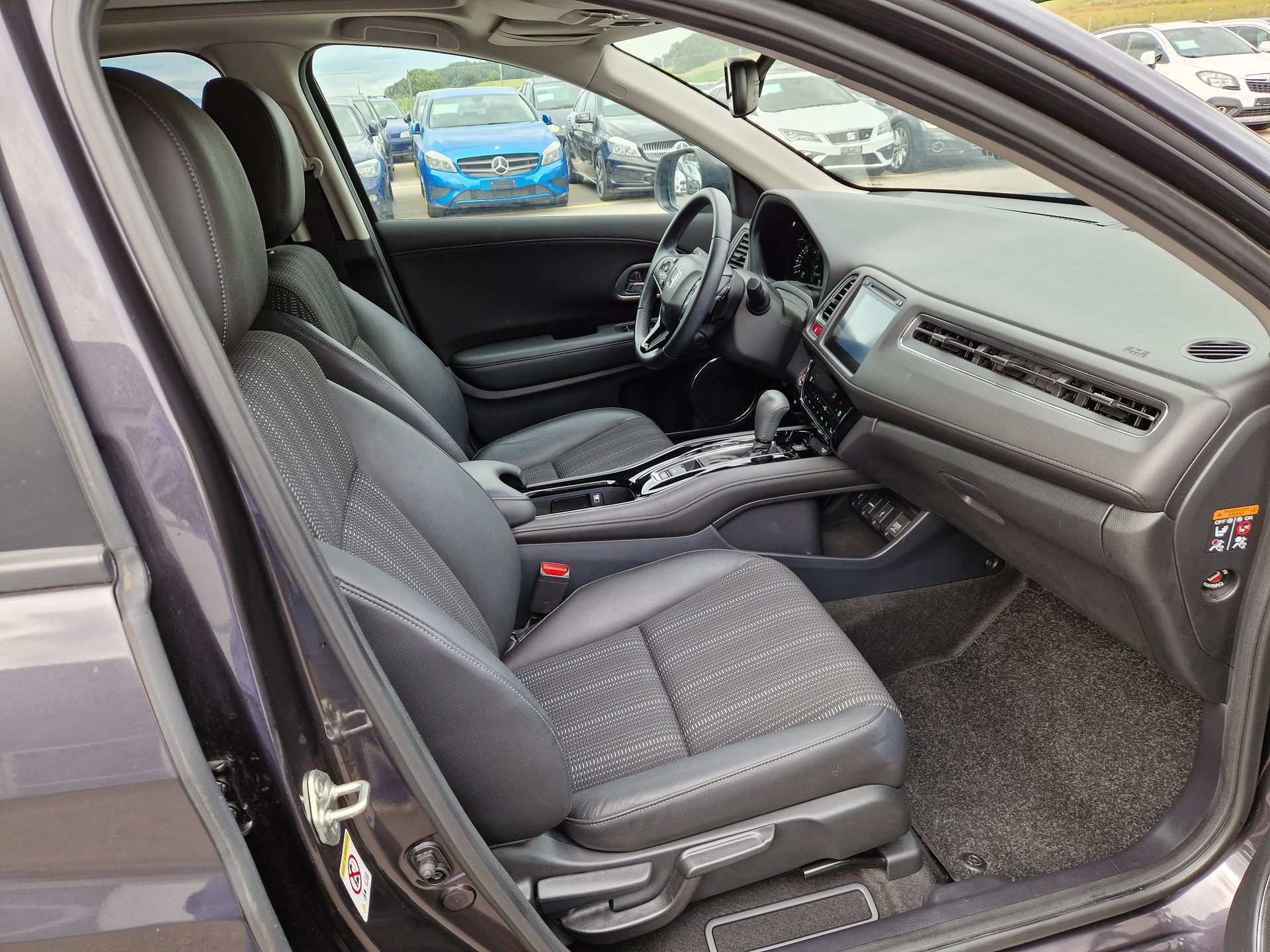 HONDA HR-V 1.5i-VTEC Executive CVT-image-7