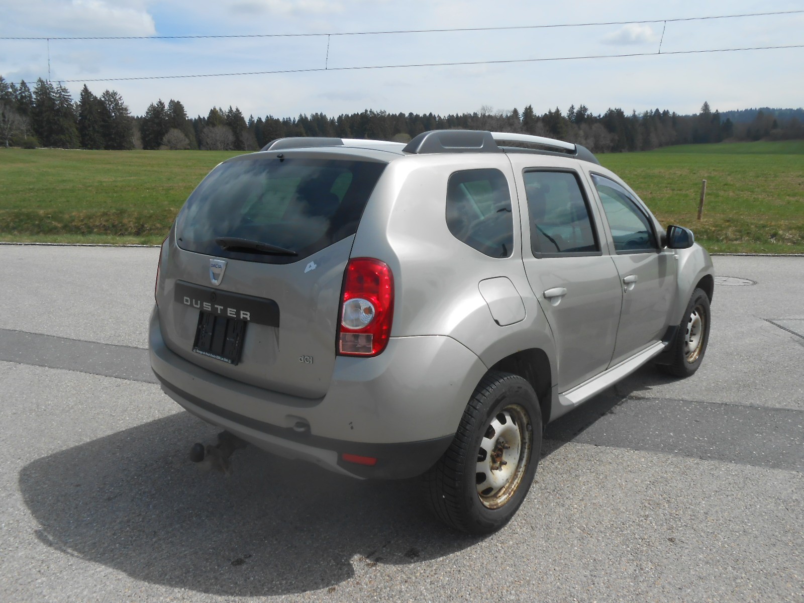 DACIA Duster 1.5 dCi Lauréate 4x4-image-4