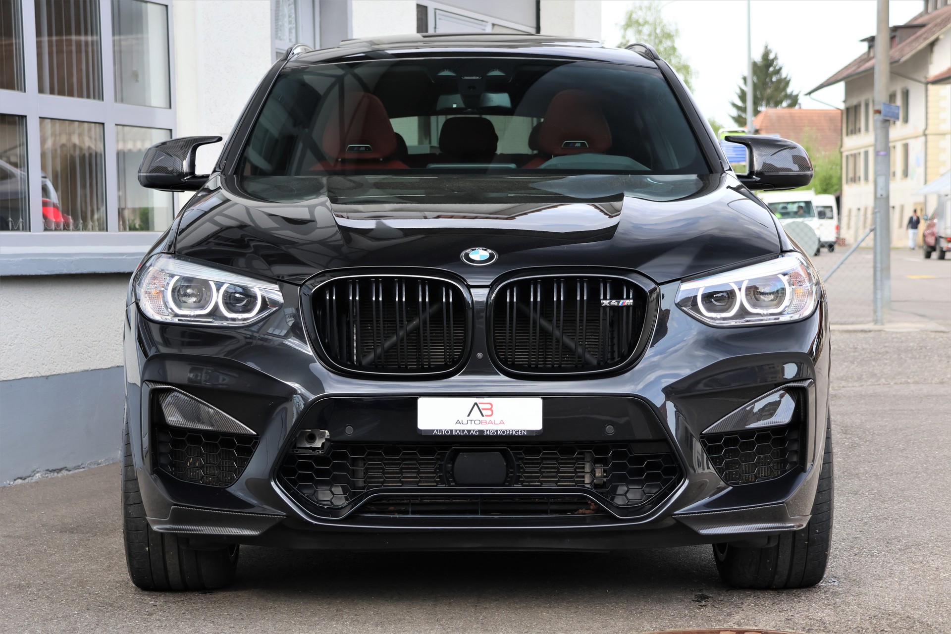 BMW X4M M Competition Steptronic (CH)-showroom-element-1
