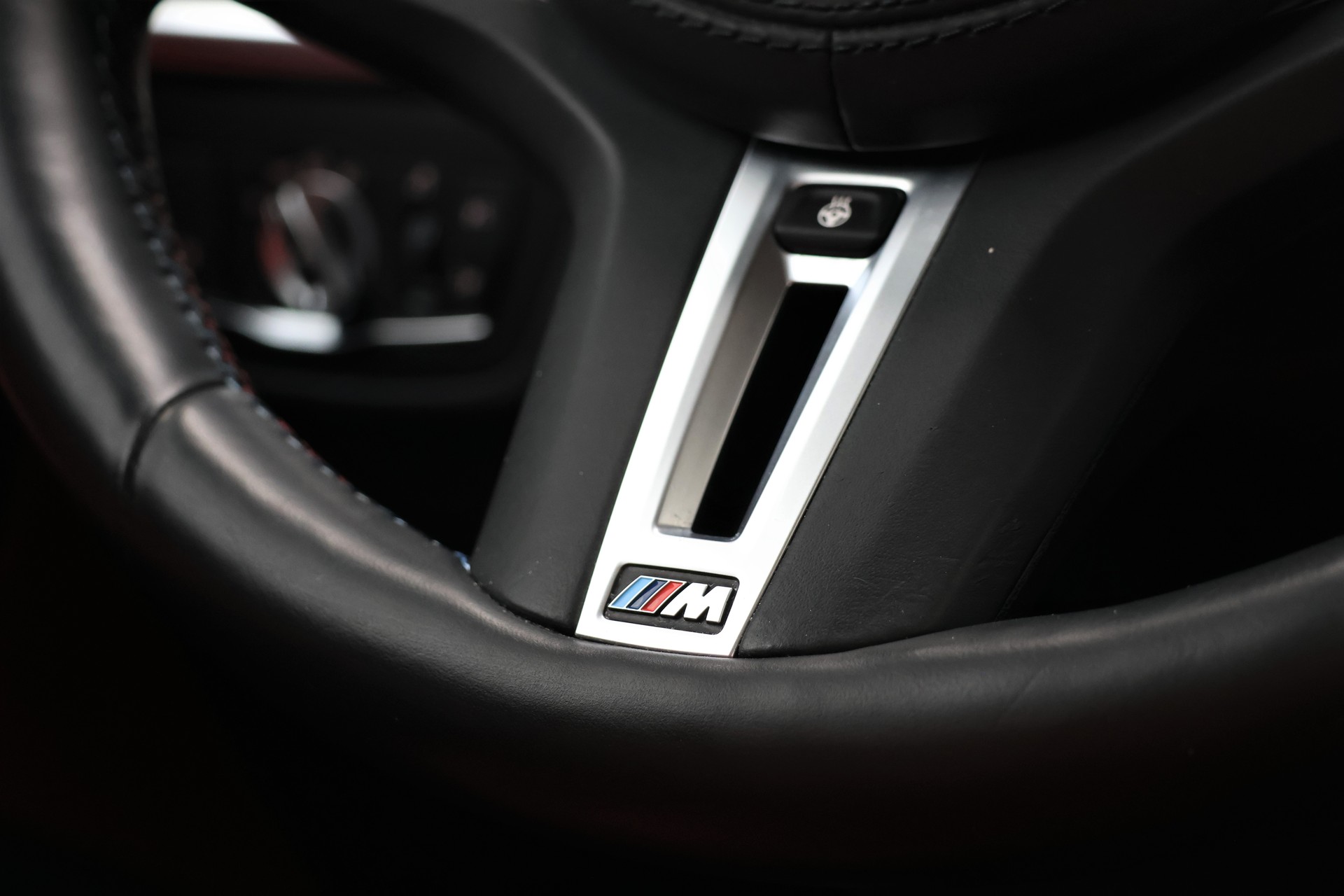 BMW X4M M Competition Steptronic (CH)-image-17