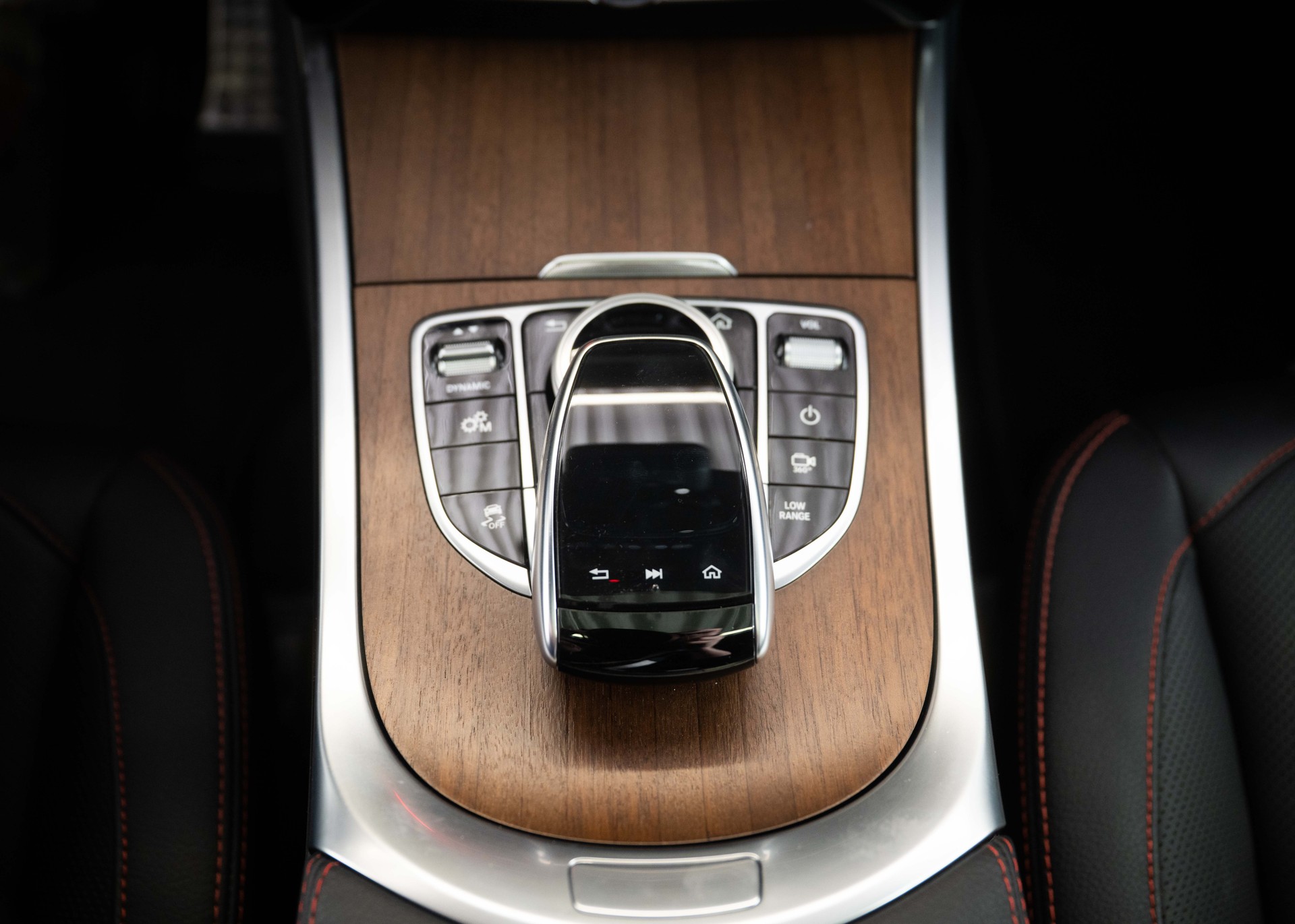 MERCEDES-BENZ G 500 AMG Line (Leasing 2.99%, 1st hand Swiss car, splendid condition)-image-29