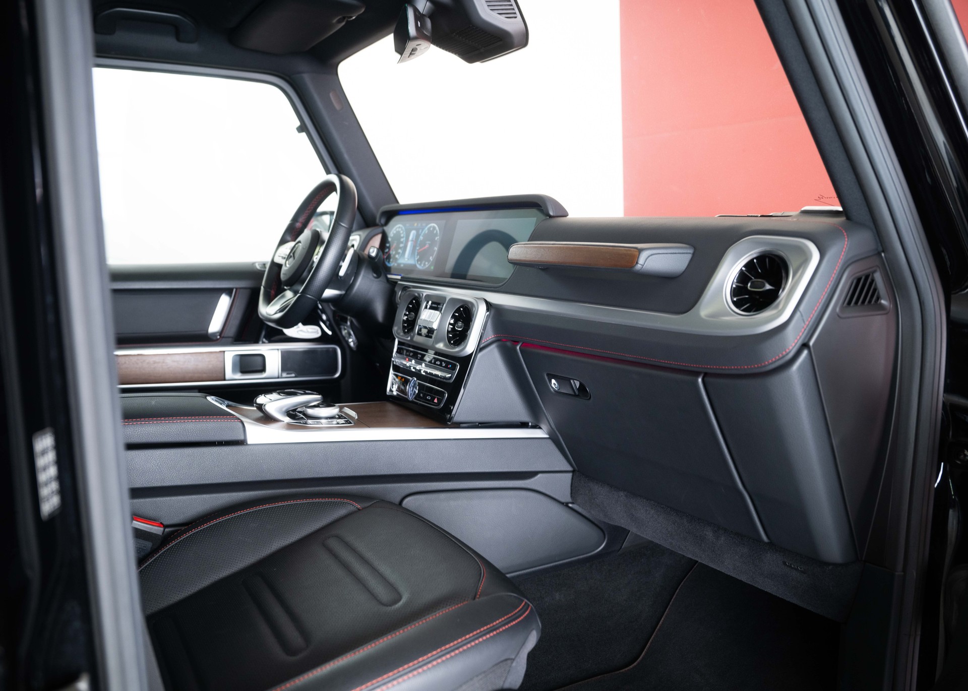 MERCEDES-BENZ G 500 AMG Line (Leasing 2.99%, 1st hand Swiss car, splendid condition)-image-19