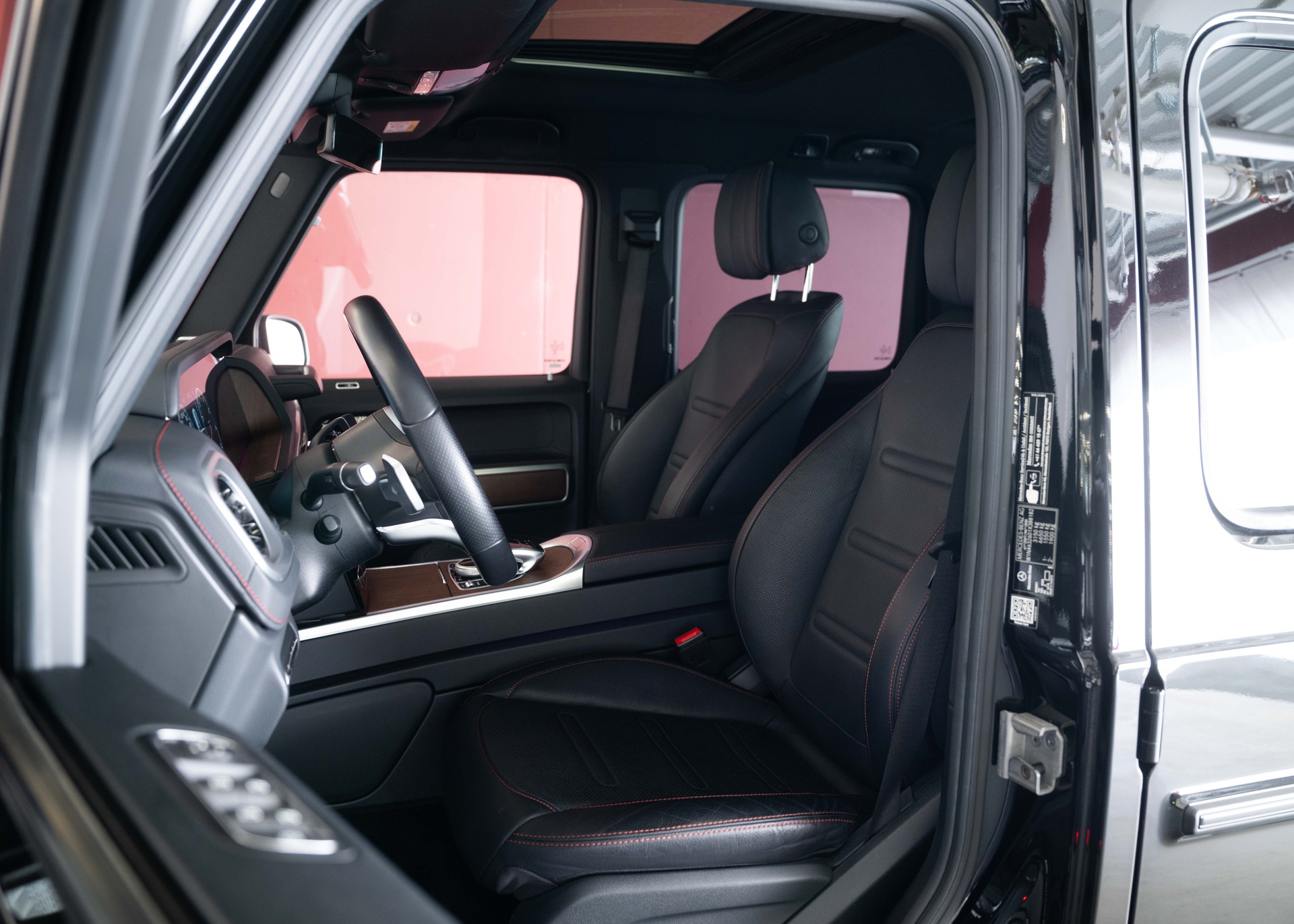 MERCEDES-BENZ G 500 AMG Line (Leasing 2.99%, 1st hand Swiss car, splendid condition)-image-21