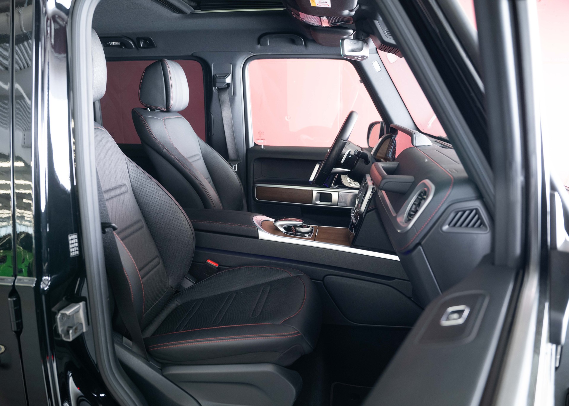 MERCEDES-BENZ G 500 AMG Line (Leasing 2.99%, 1st hand Swiss car, splendid condition)-image-23