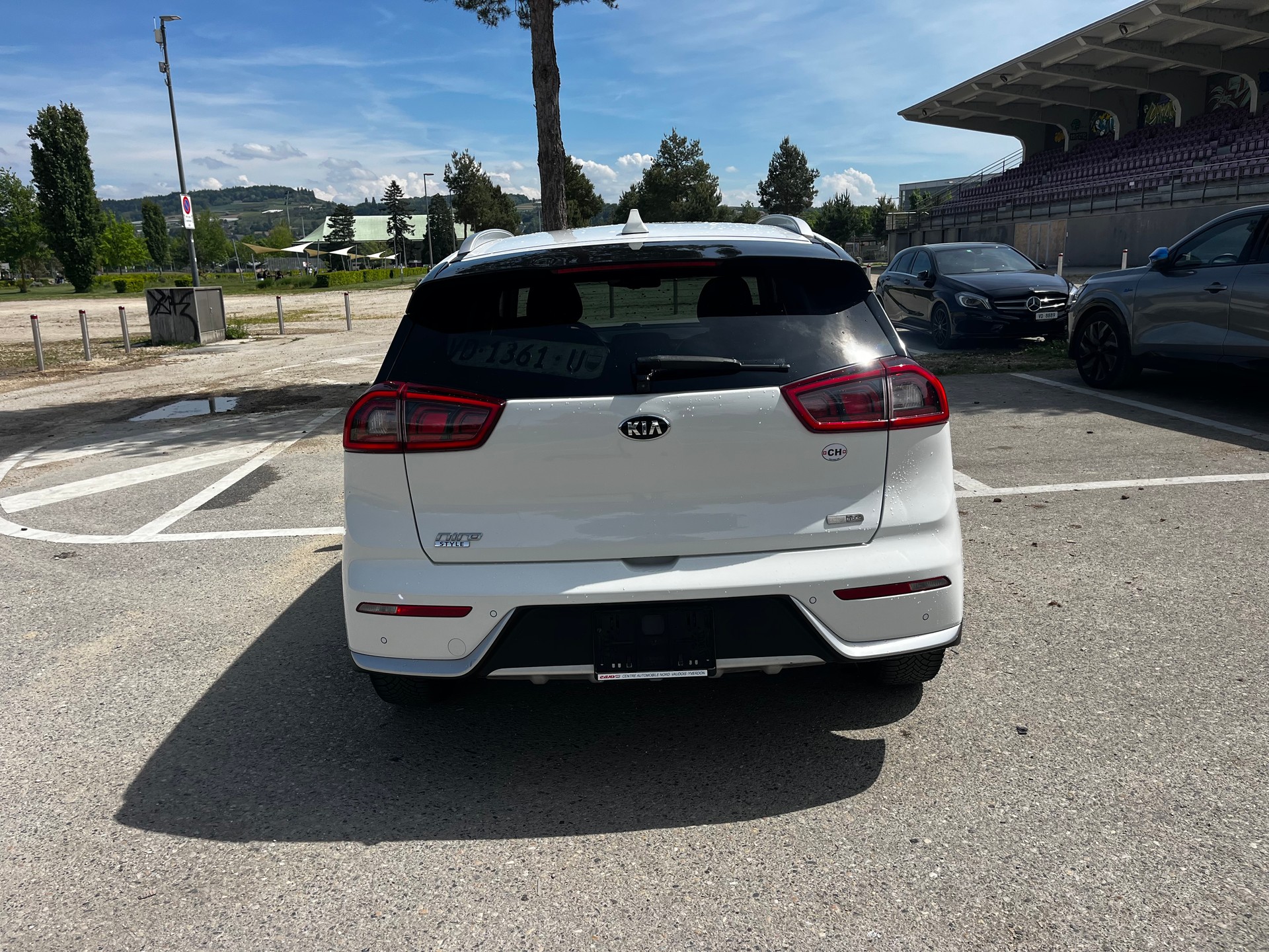 KIA Niro 1.6GDi Hybrid Style DCT-image-6