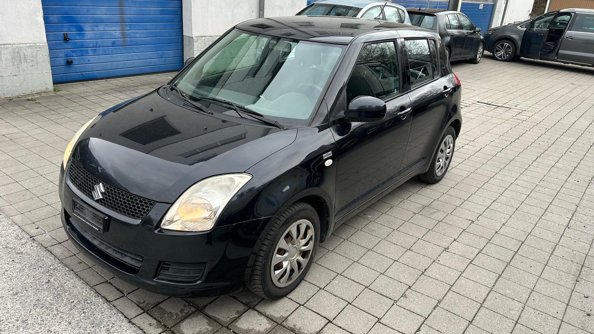 SUZUKI Swift 1.3i 16V GL 4x4
