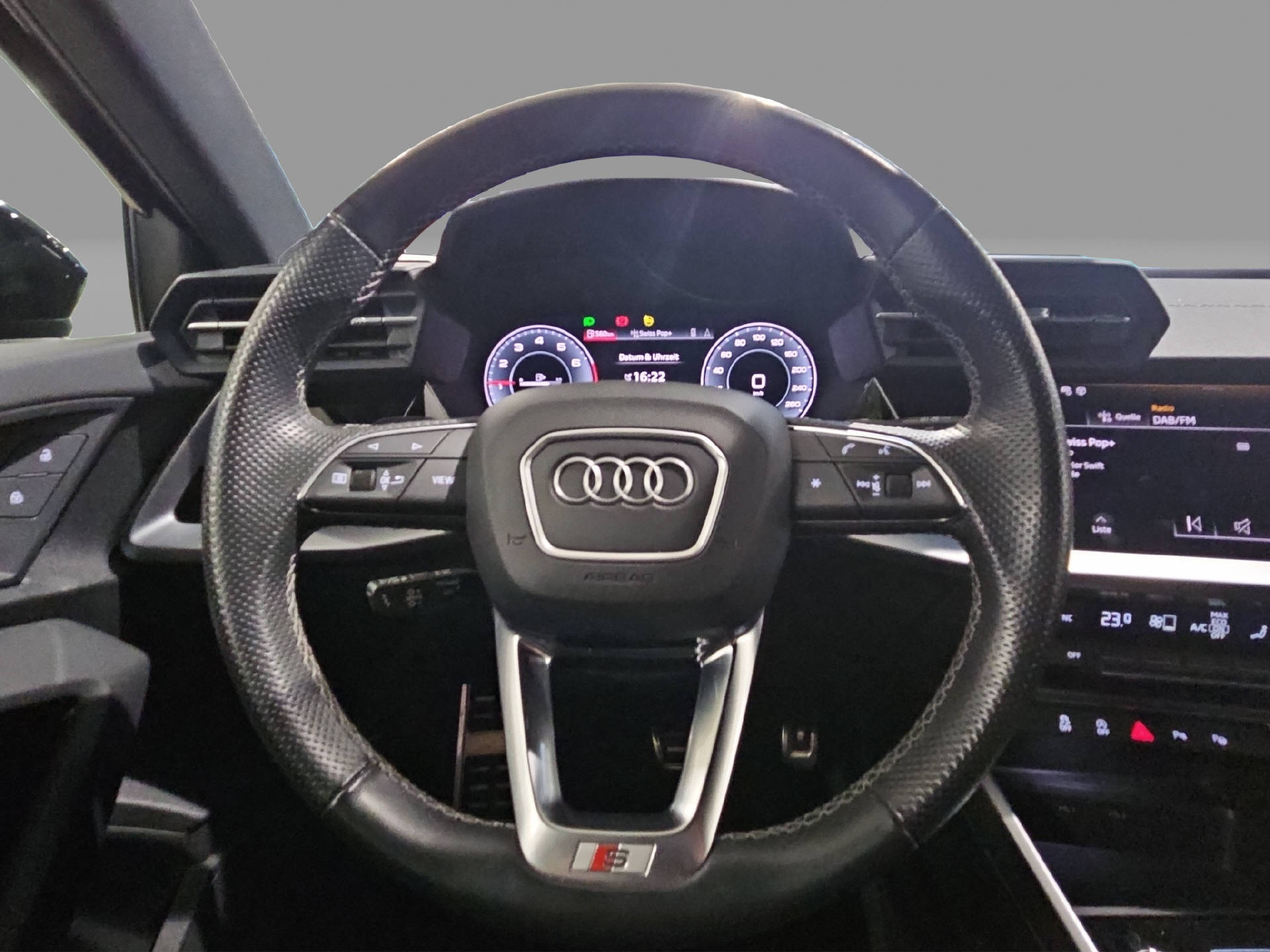AUDI A3 Sportback 2.0 40 TFSI S Line quattro S-Tronic-image-7