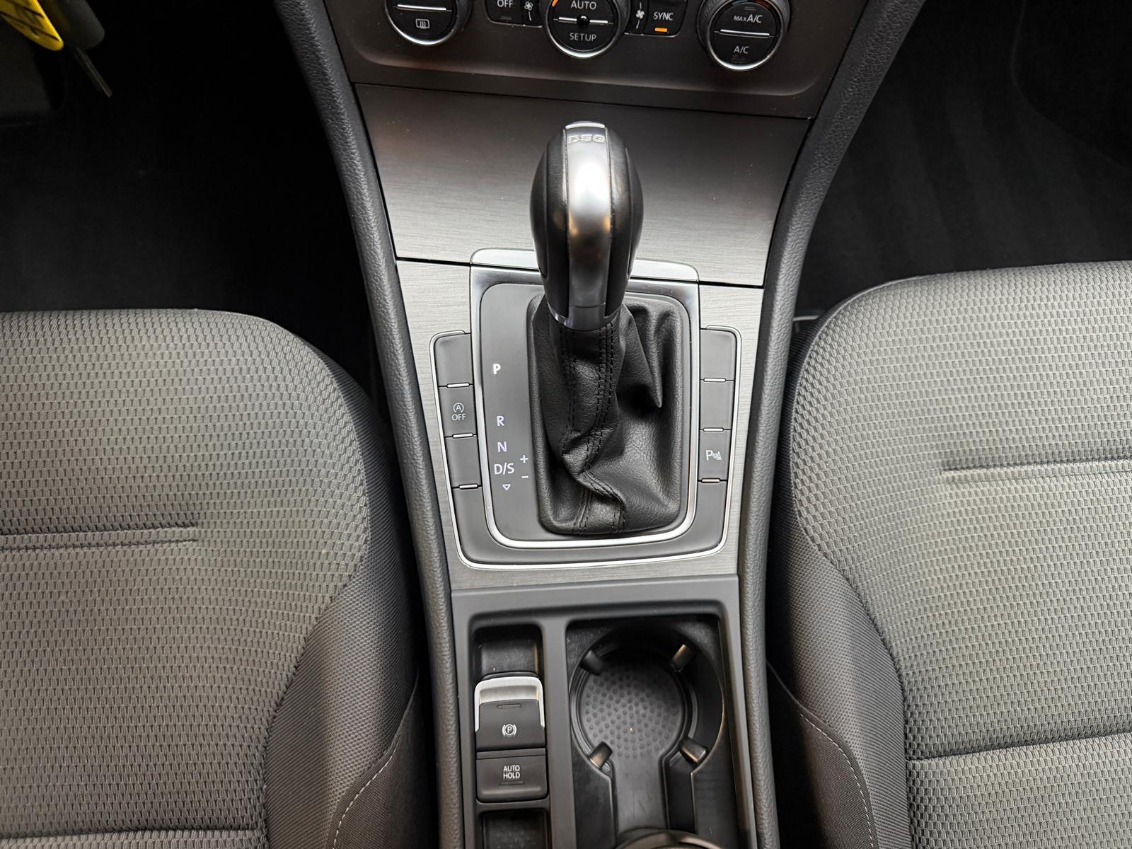 VW Golf VII 1.4 TSI 122 Comfortline DSG-image-19