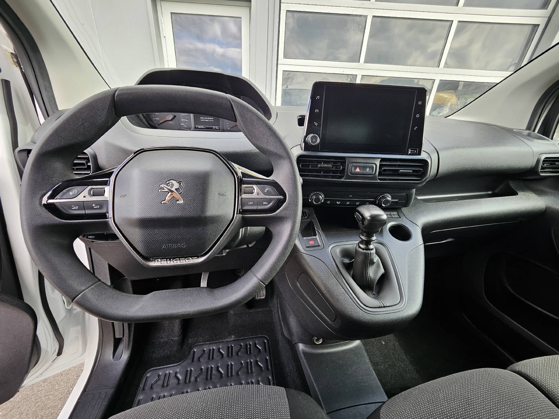 PEUGEOT Partner Kaw. 1000 Standard 1.5 BlueHDI 130 Asphalt S/S-image-14
