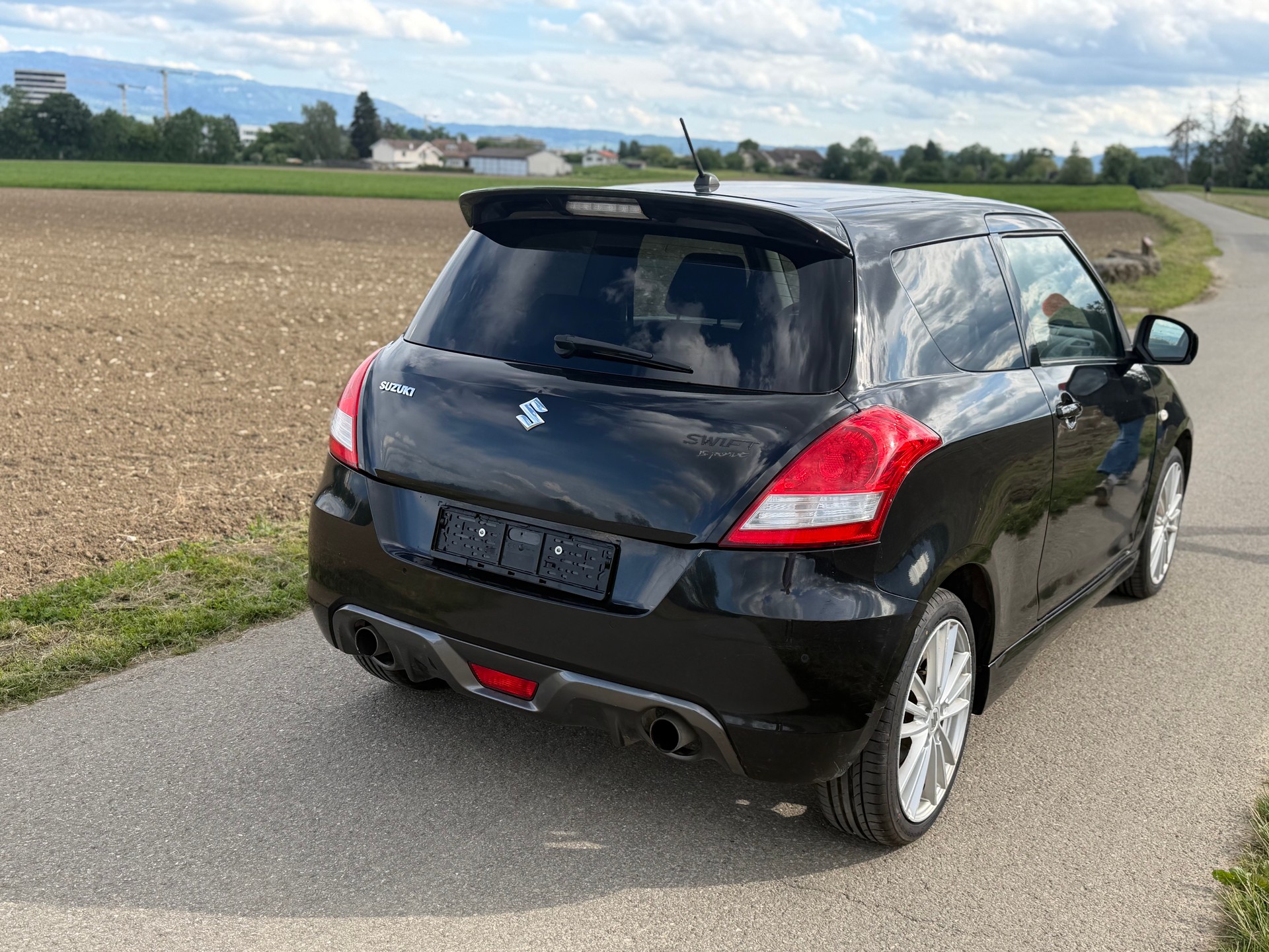 SUZUKI Swift 1.6i 16V Sport-image-7