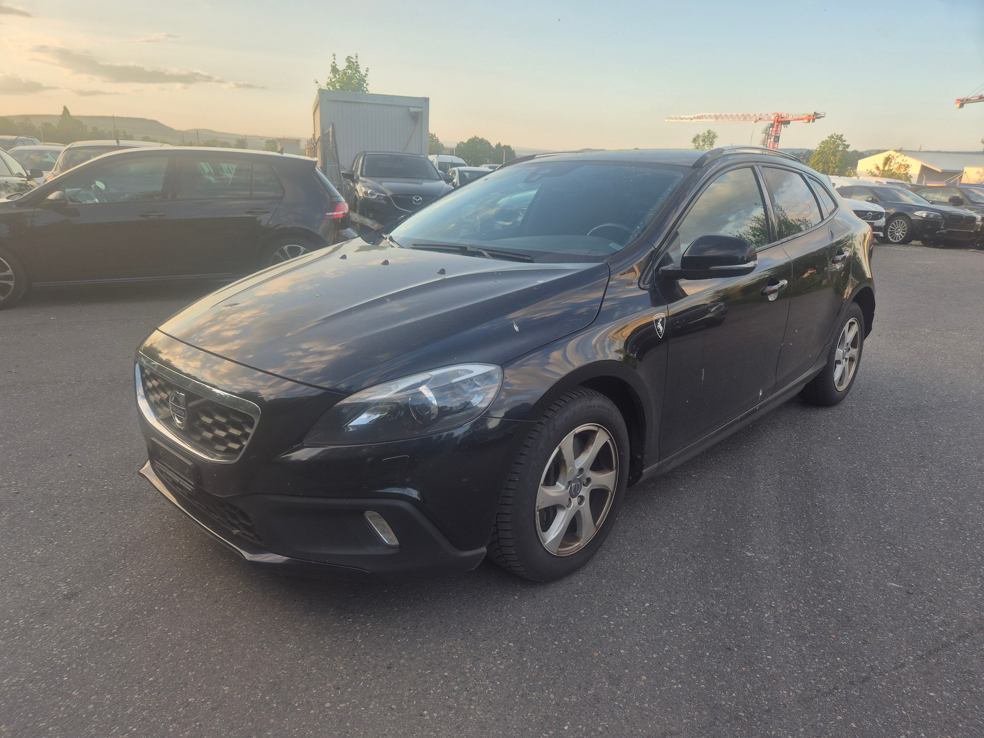 VOLVO V40 Cross Country T4 2.0 AWD Summum Geartronic-image-1