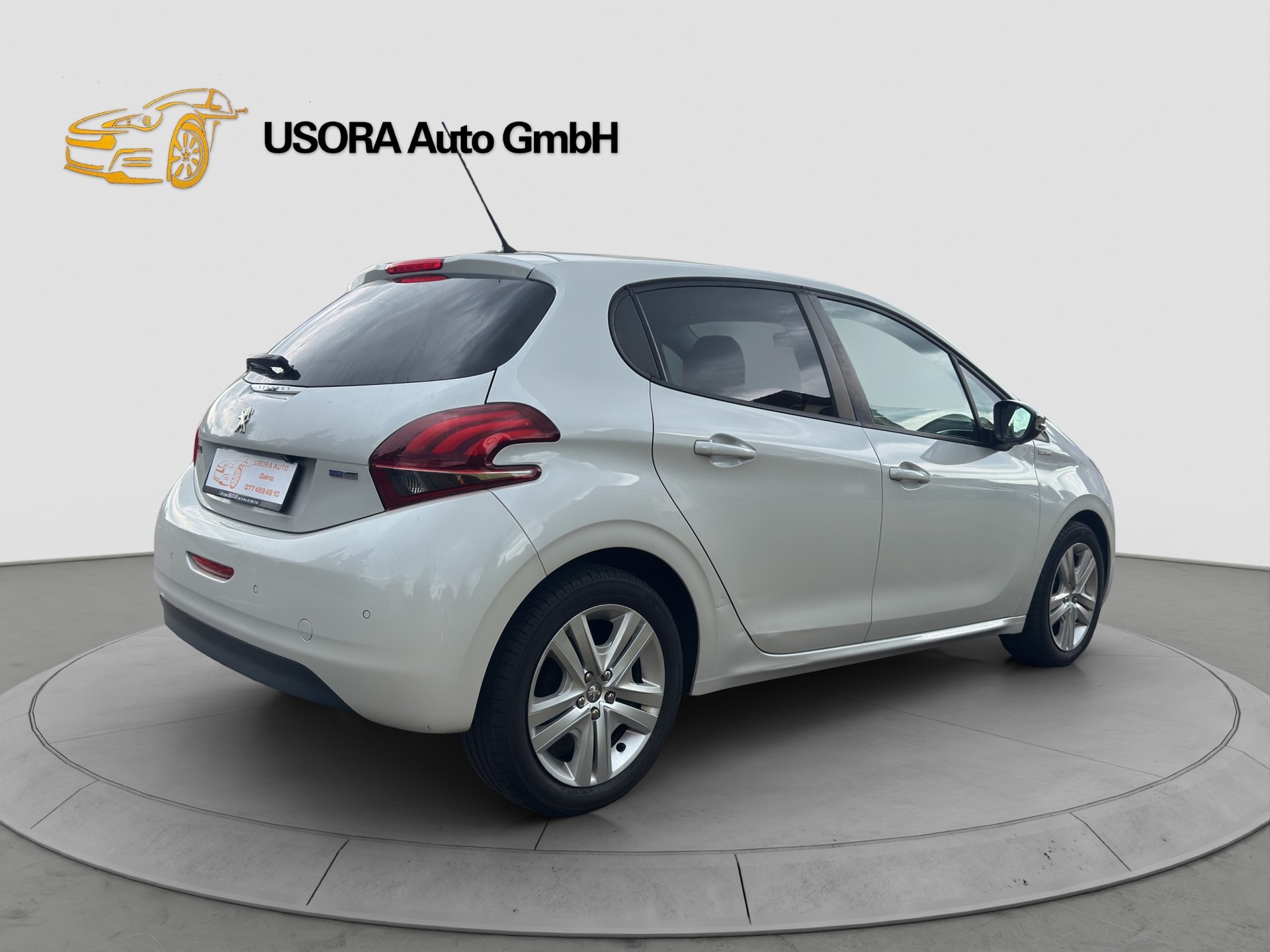 PEUGEOT 208 1.2 PureTech Style-image-5