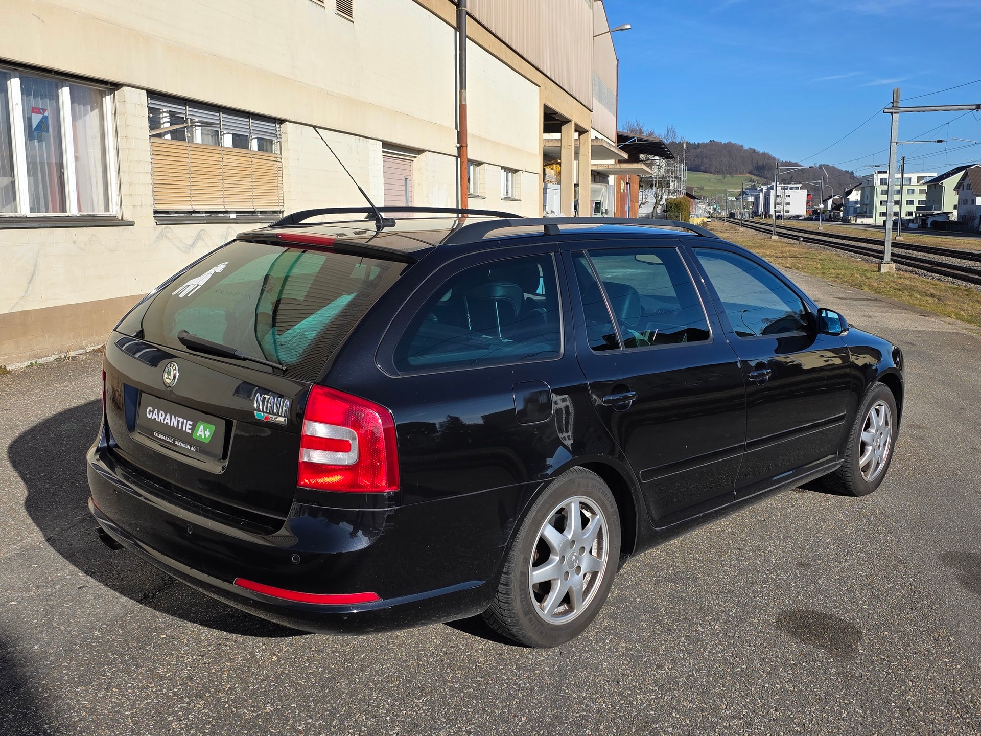 SKODA Octavia 2.0 TFSI RS-image-2