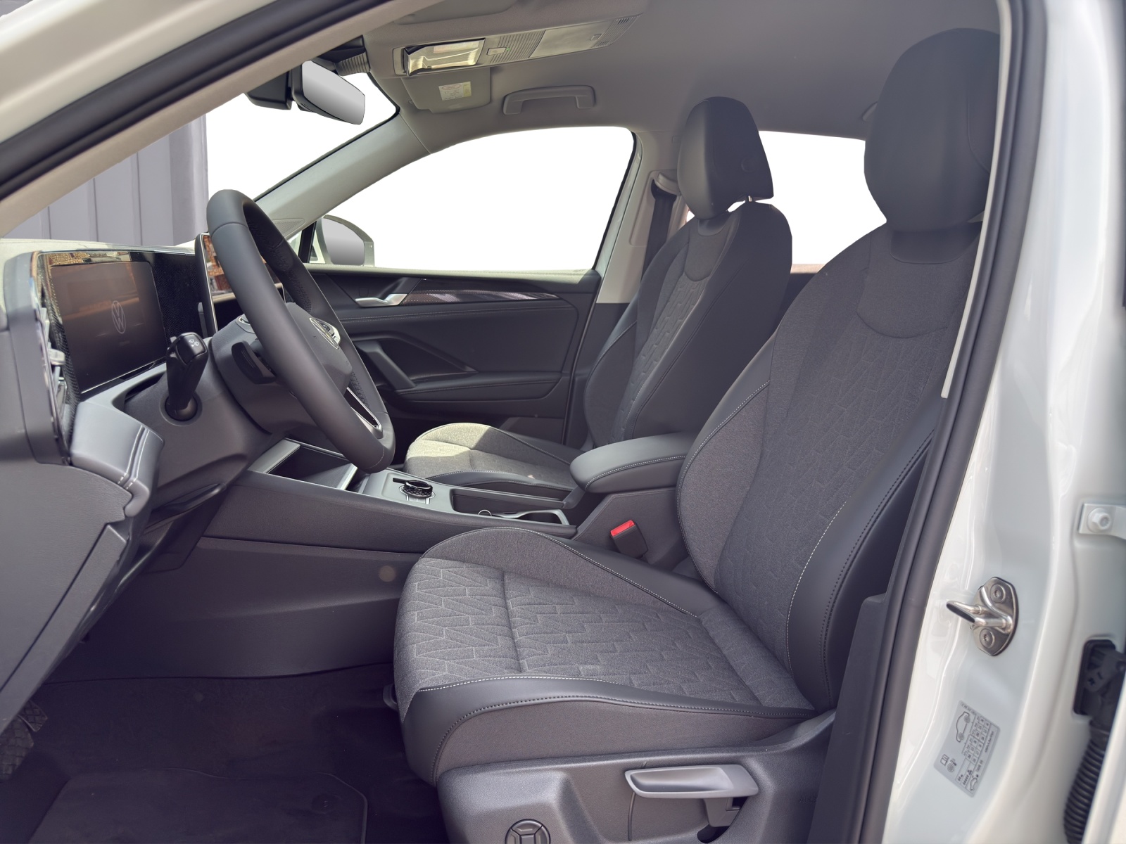 VW Tiguan 2.0 TSI DSG United 4Motion-image-9