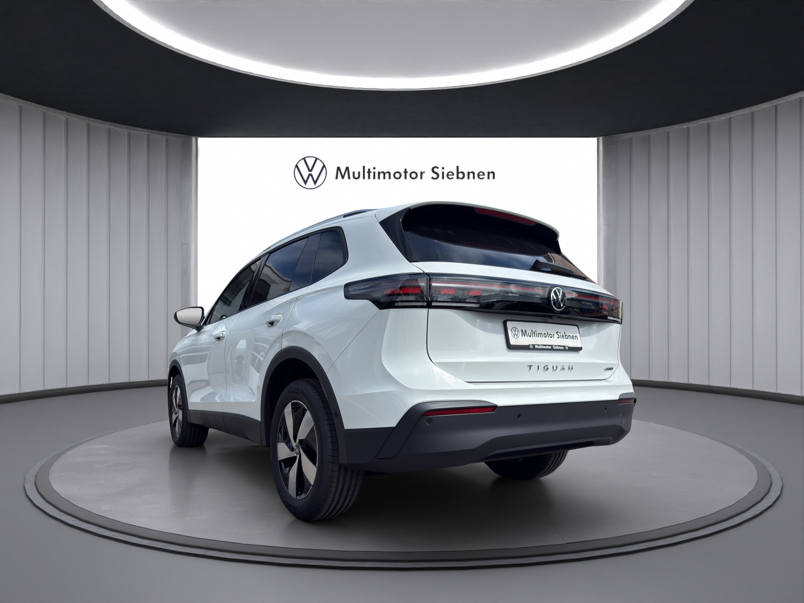 VW Tiguan 2.0 TSI DSG United 4Motion-showroom-element-2
