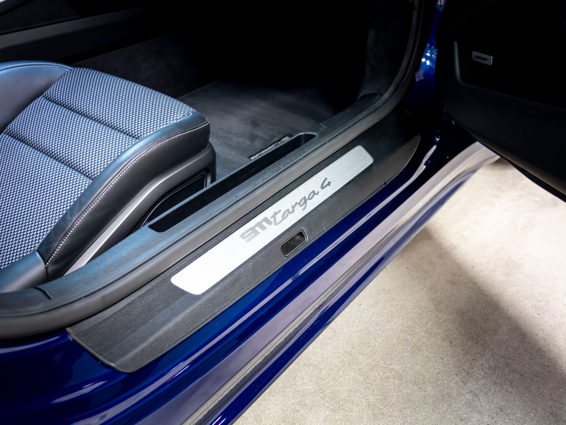PORSCHE 911 Targa 4 PDK-image-22